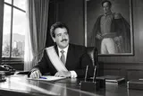 Descentralización y elección popular de alcaldes (1986–1988)